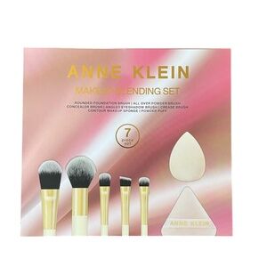 Anne Klein 7 Piece Makeup Blending Kit NIB